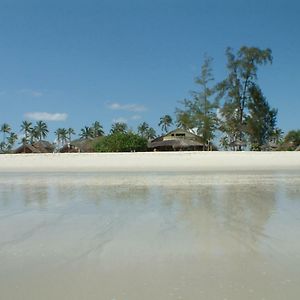 Kipepeo Beach&Village